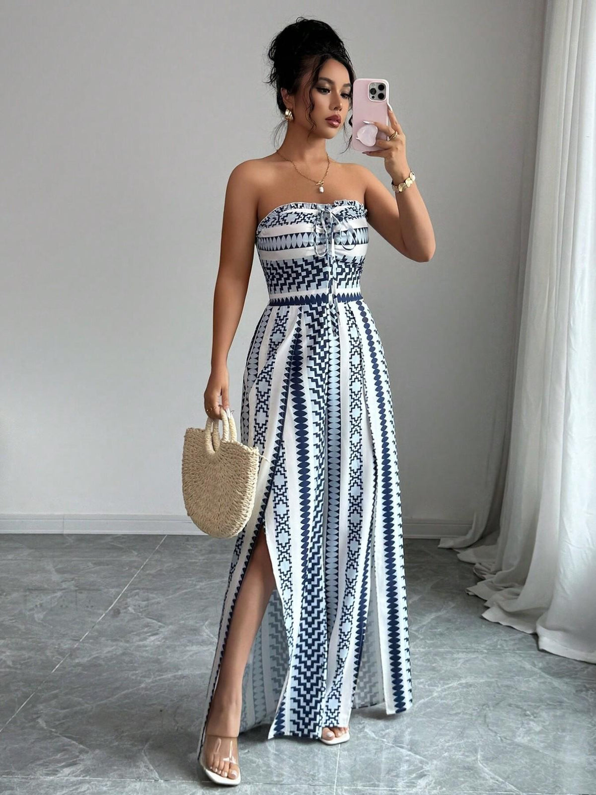 Elisa Jumpsuit with round neckline and side slits