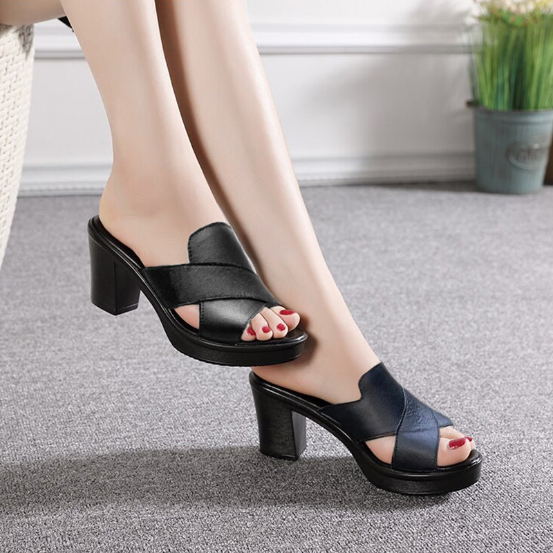 Darcy sandals