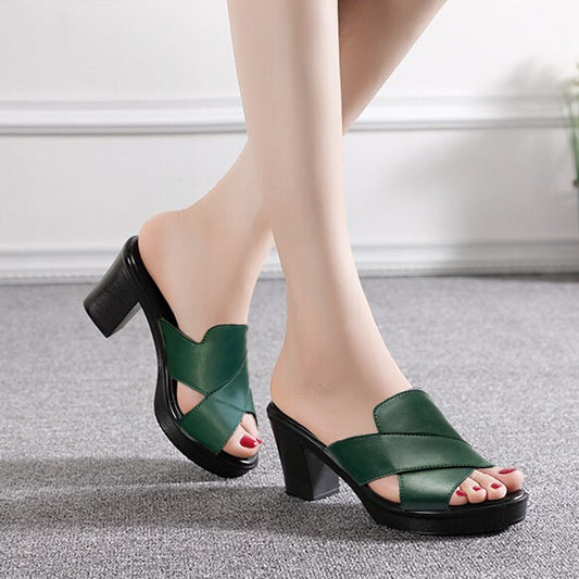 Darcy sandals