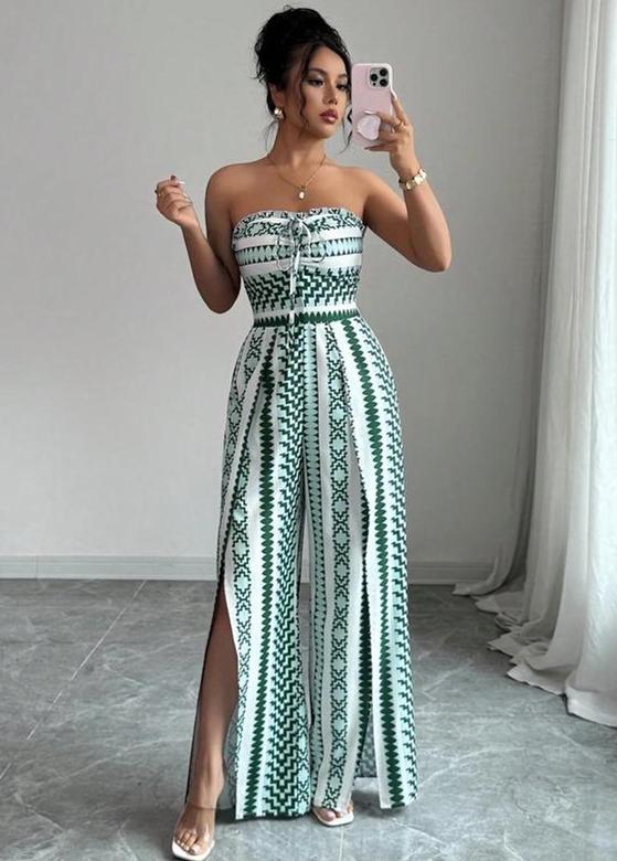 Elisa Jumpsuit with round neckline and side slits