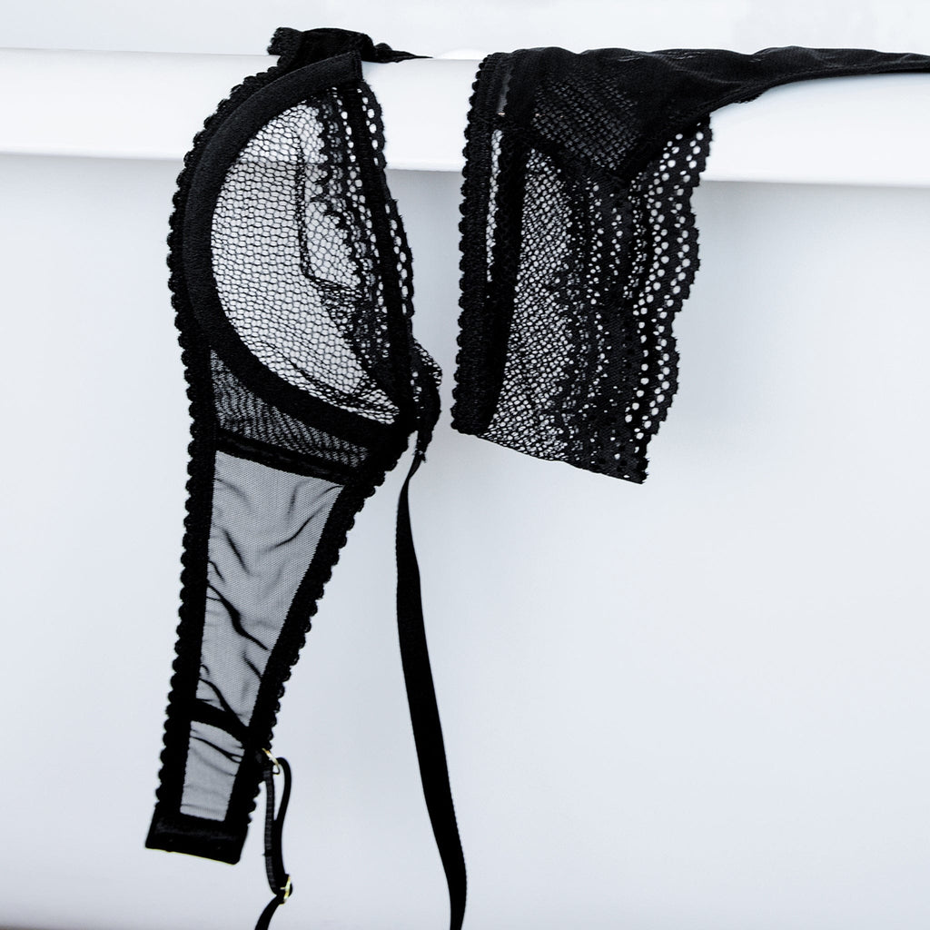 Signature Unlined Demi Bra Black
