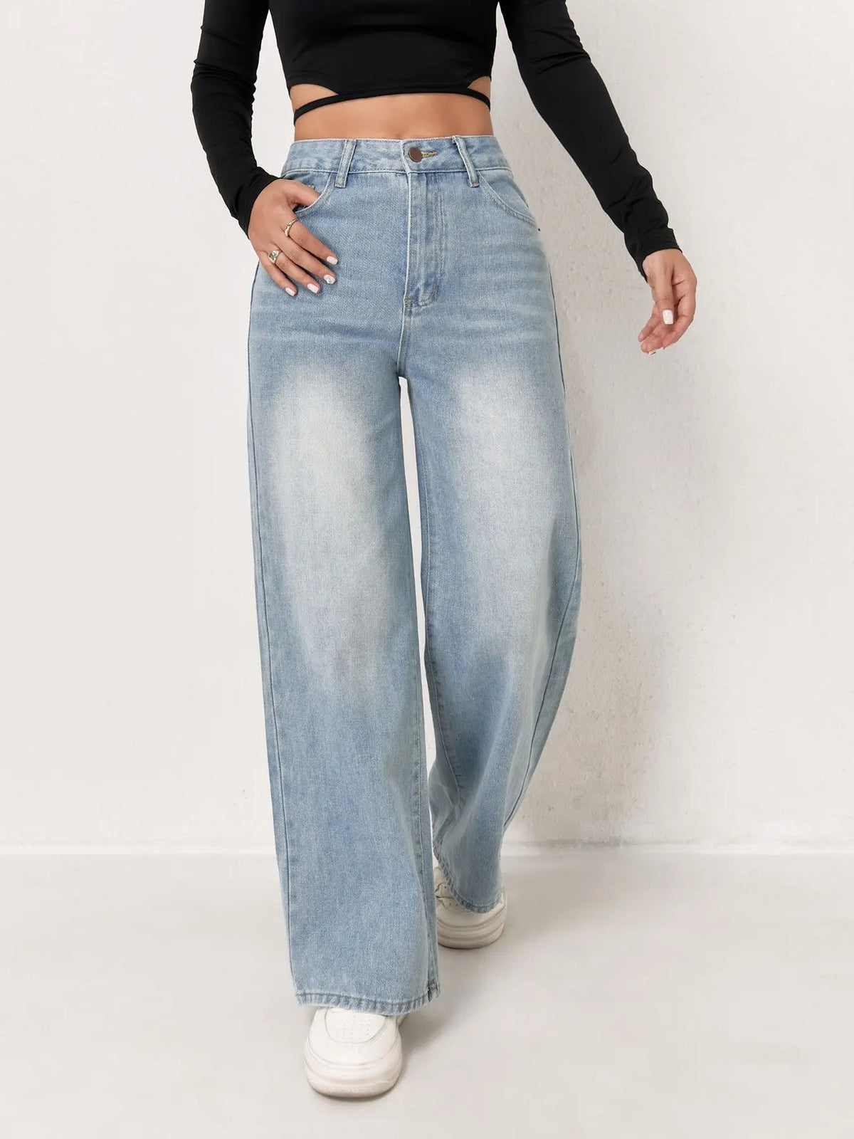 Valencia Wide-Leg Jeans