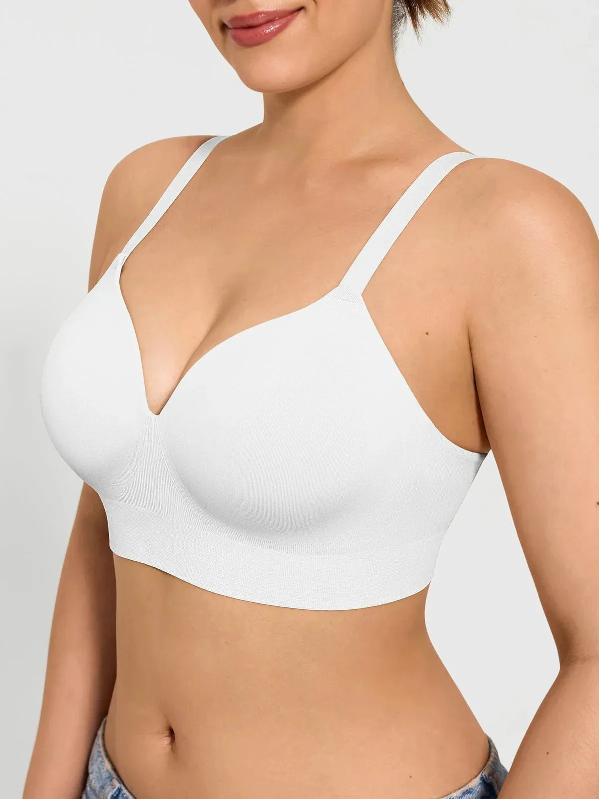 ContourLift Seamless Wireless Shaping Push Up Bra