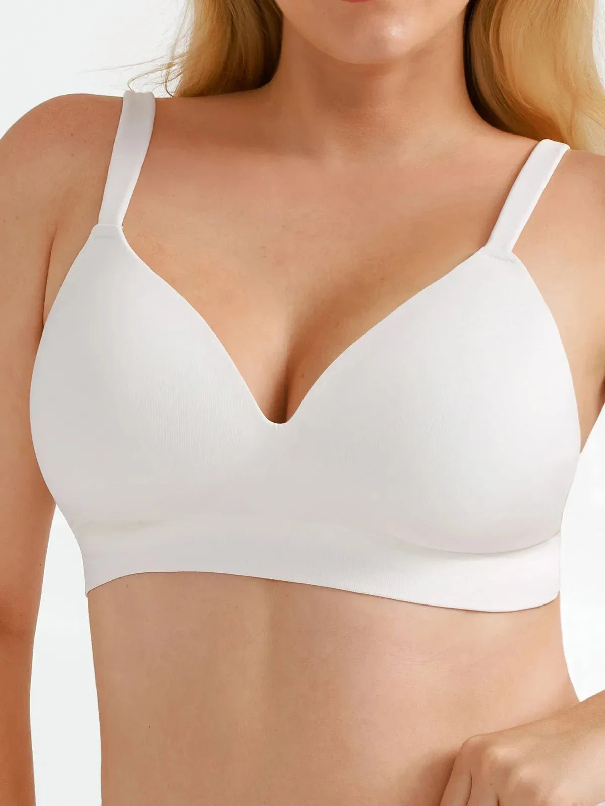ContourLift Seamless Wireless Shaping Push Up Bra
