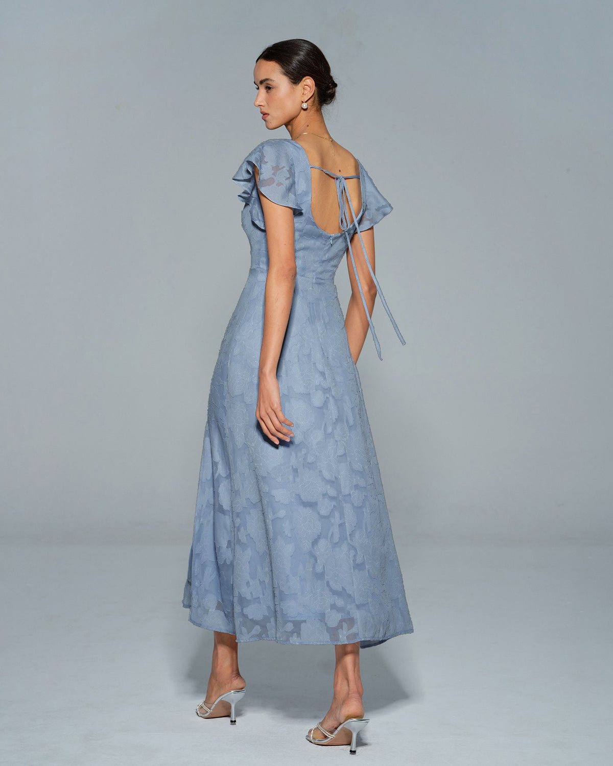 The Vittore blue Floral Square Neck Midi Dress